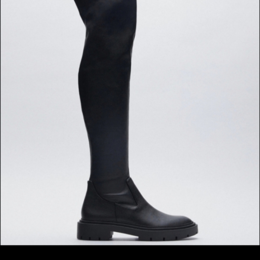NWOT Zara Low Heeled Stretch Tall Boots TRF Black